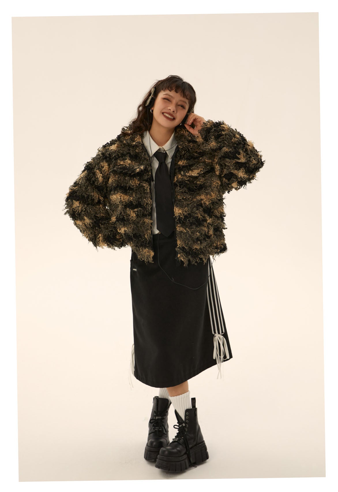 Striped short length boa zip jacket P423