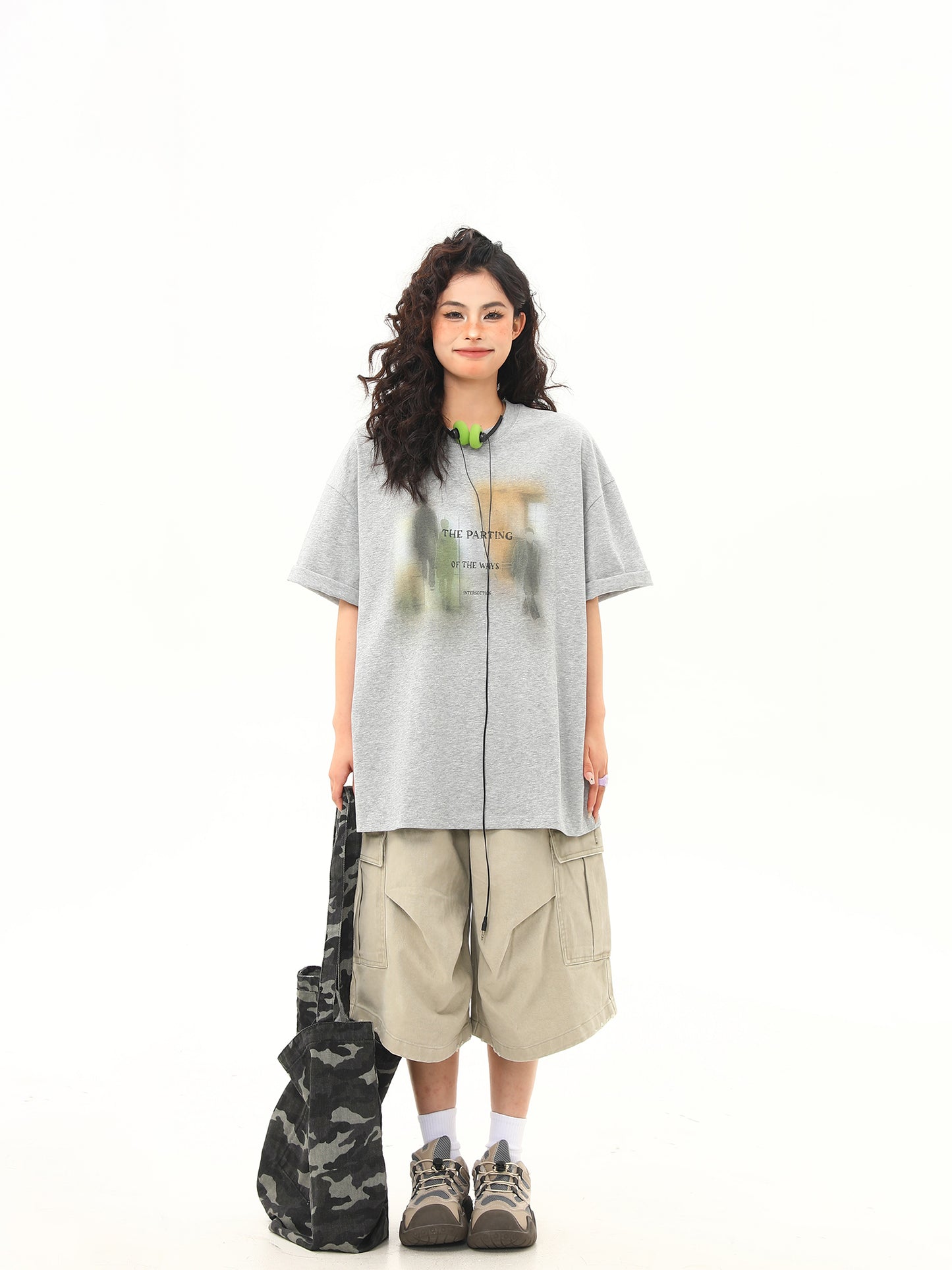 グラフィティプリント Tシャツ P2125