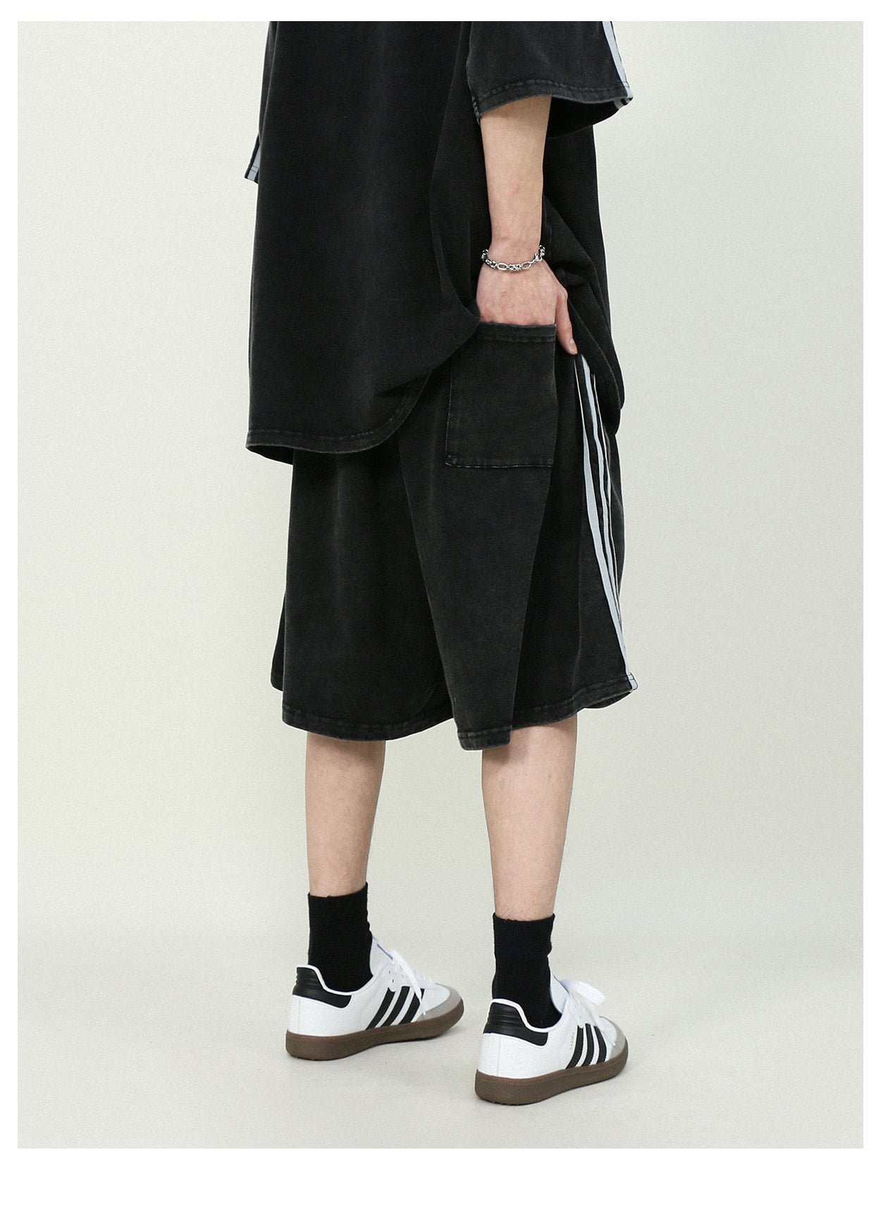 Oversized side line shorts P181