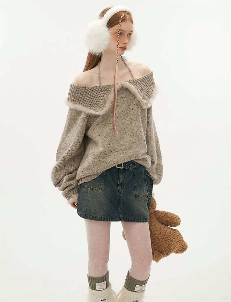 One-shoulder button sweater P1325