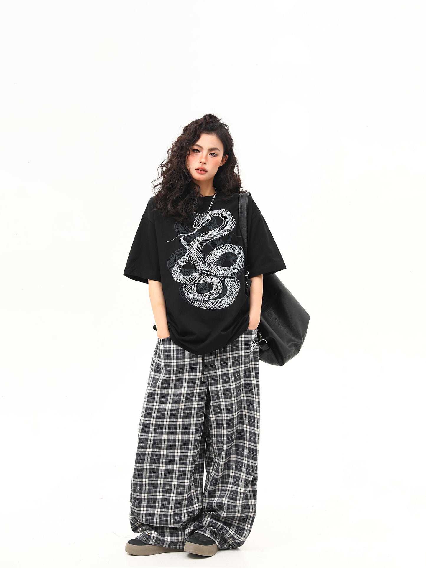 ユニセックス スネークプリント Tシャツ P2044
