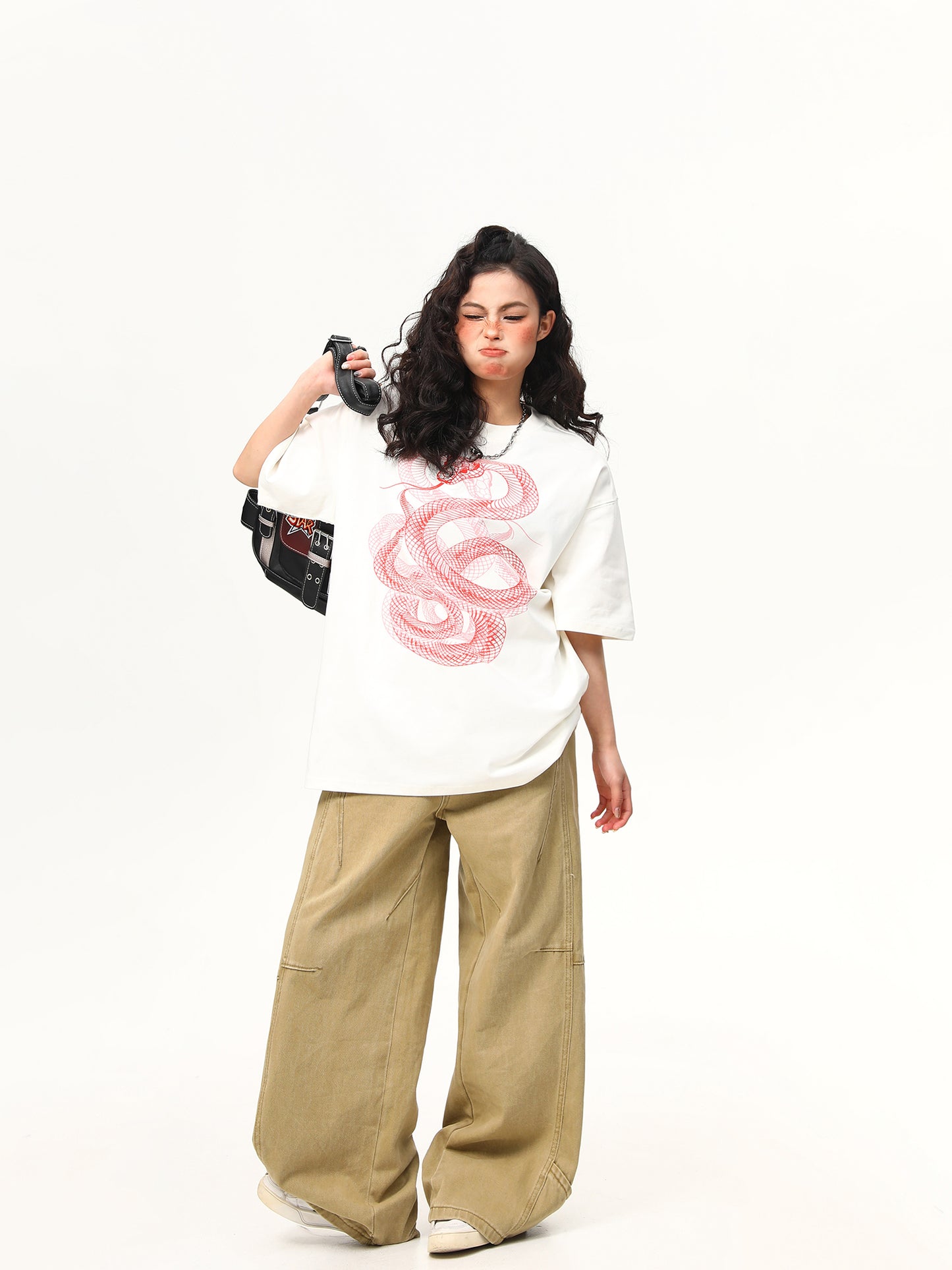 ユニセックス スネークプリント Tシャツ P2044