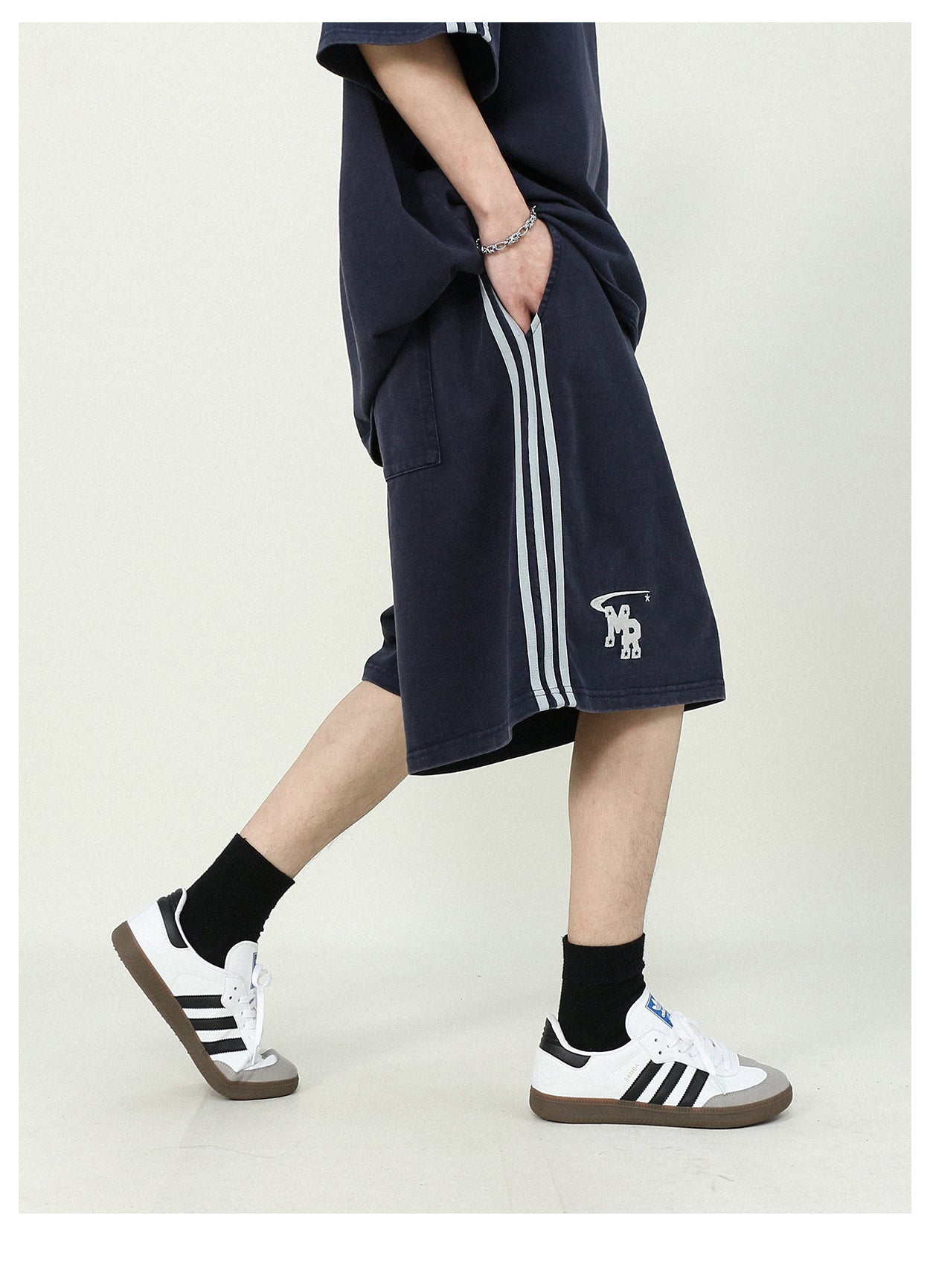 Oversized side line shorts P181