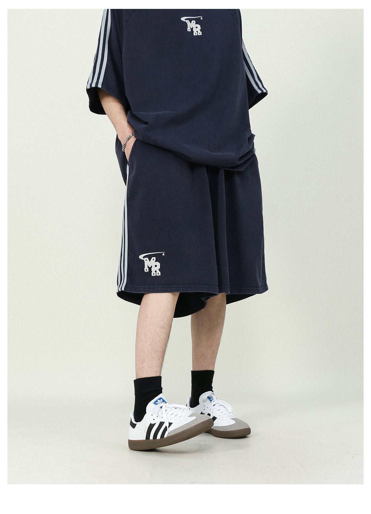 Oversized side line shorts P181