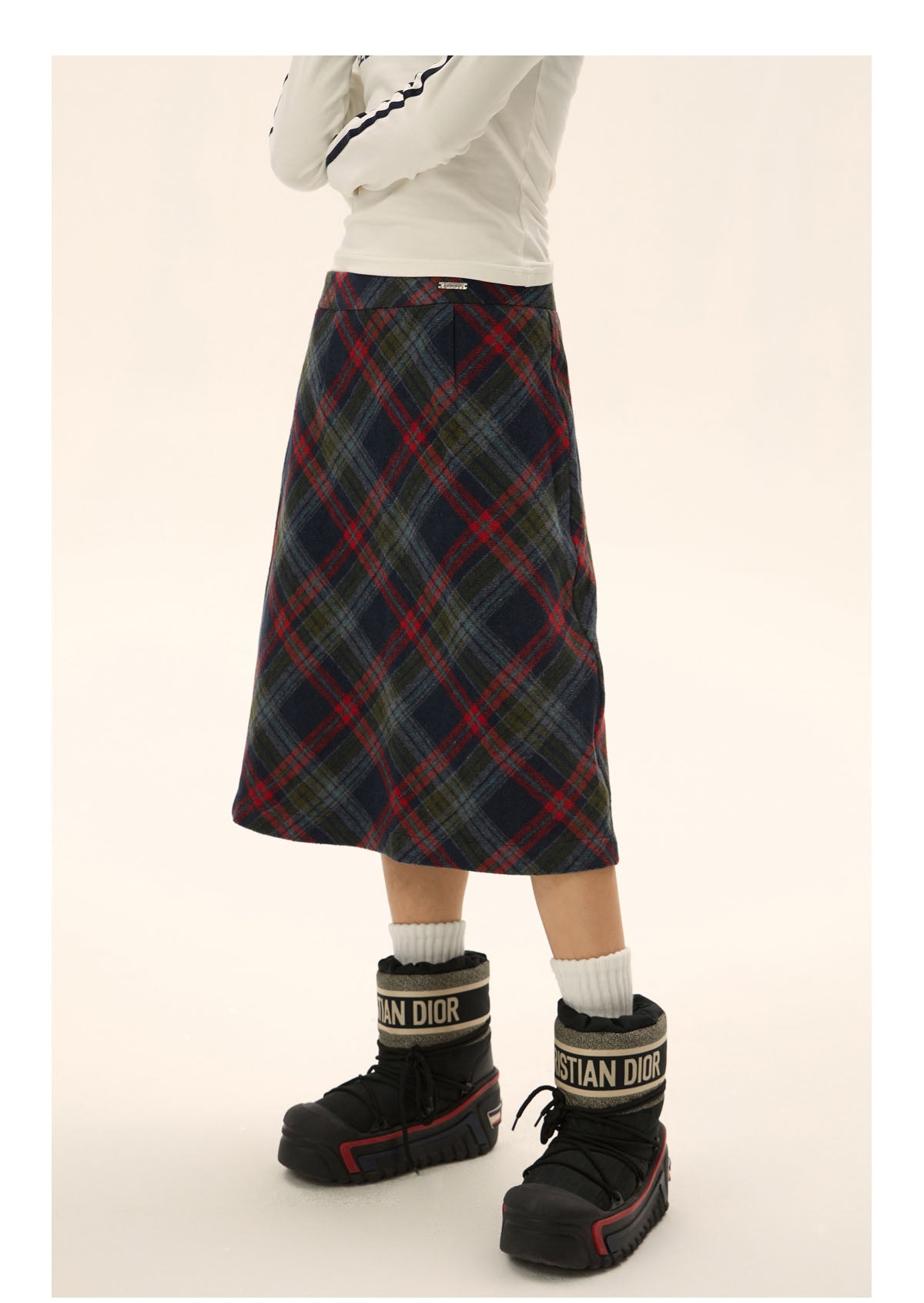 チャック柄スリムフィットハーフ丈スカート P406