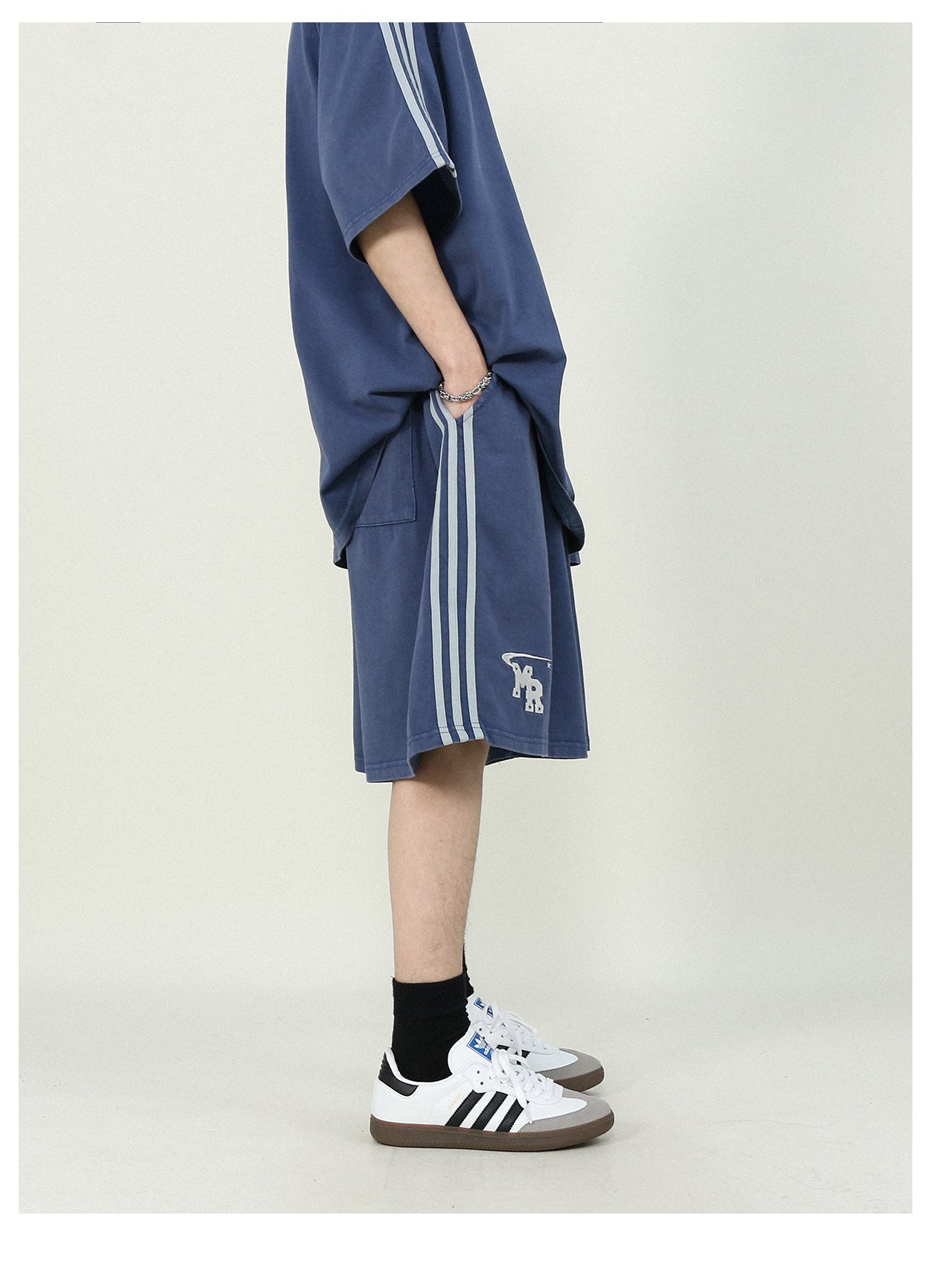 Oversized side line shorts P181