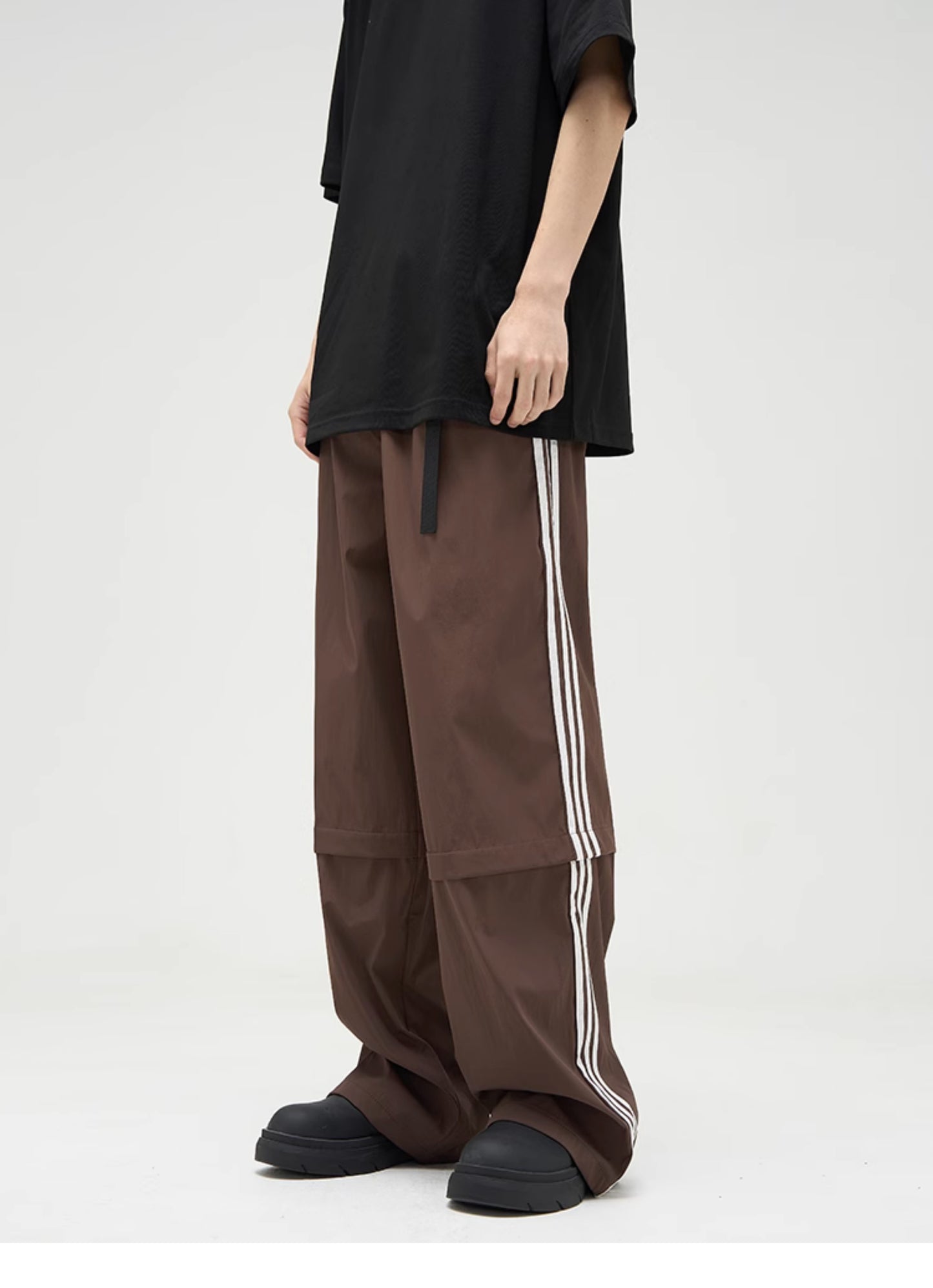 Loose fit side line casual pants P352