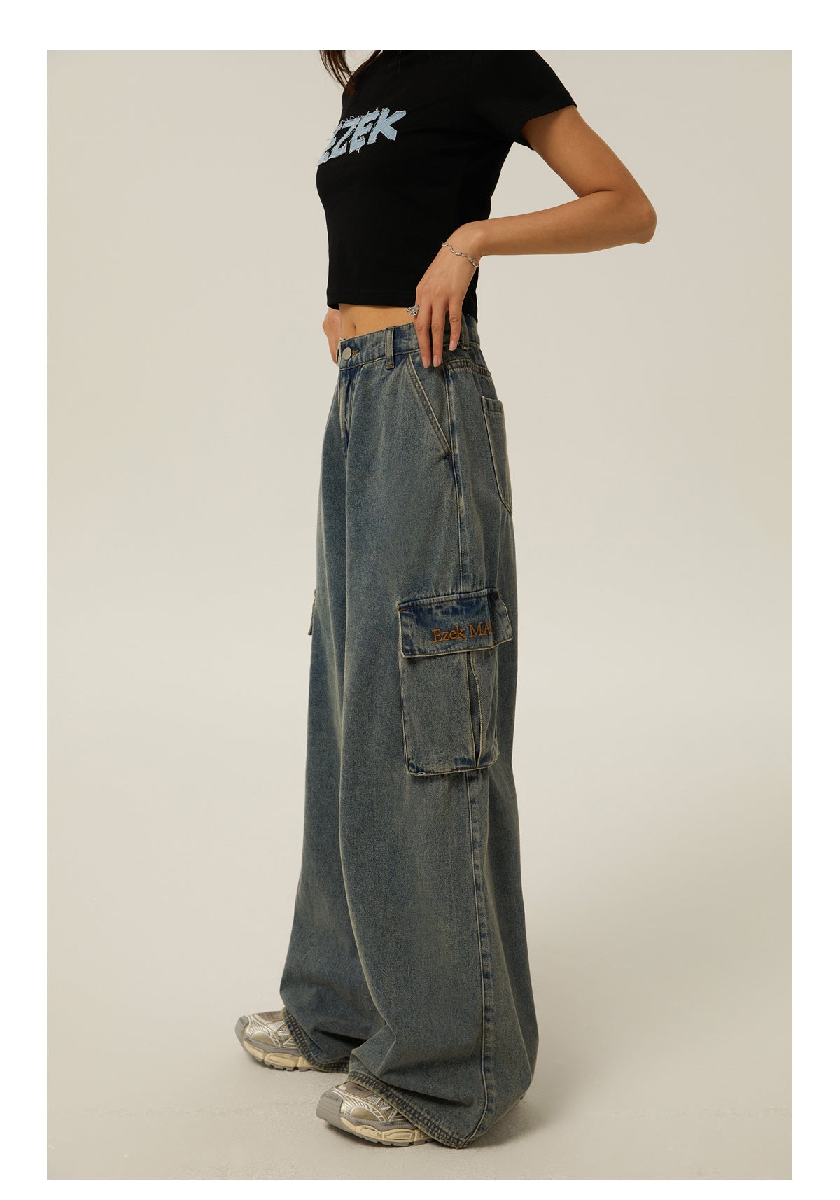 Wide Straight Multi Pocket Denim Pants P236