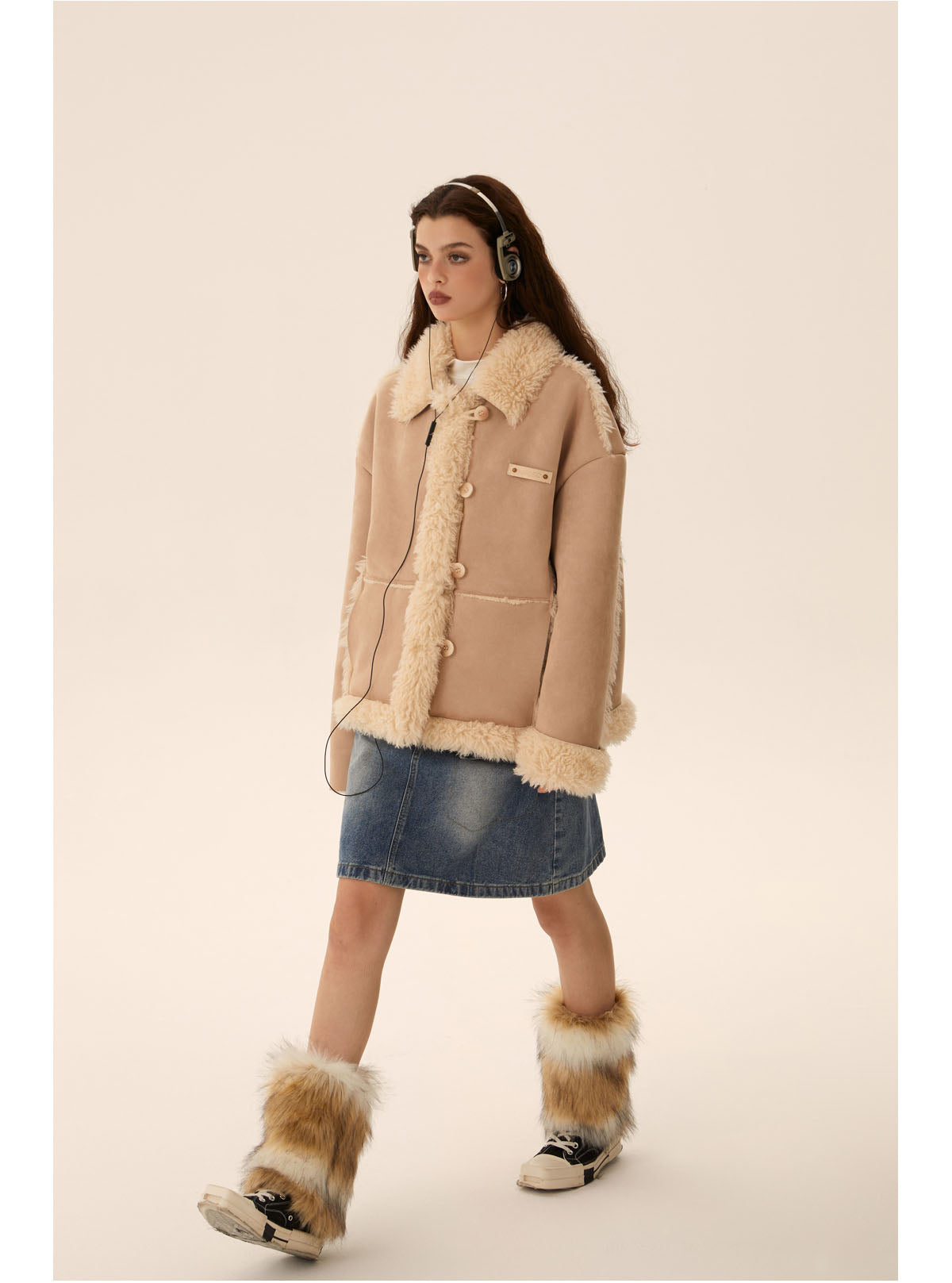 Retro beige mouton coat jacket P443