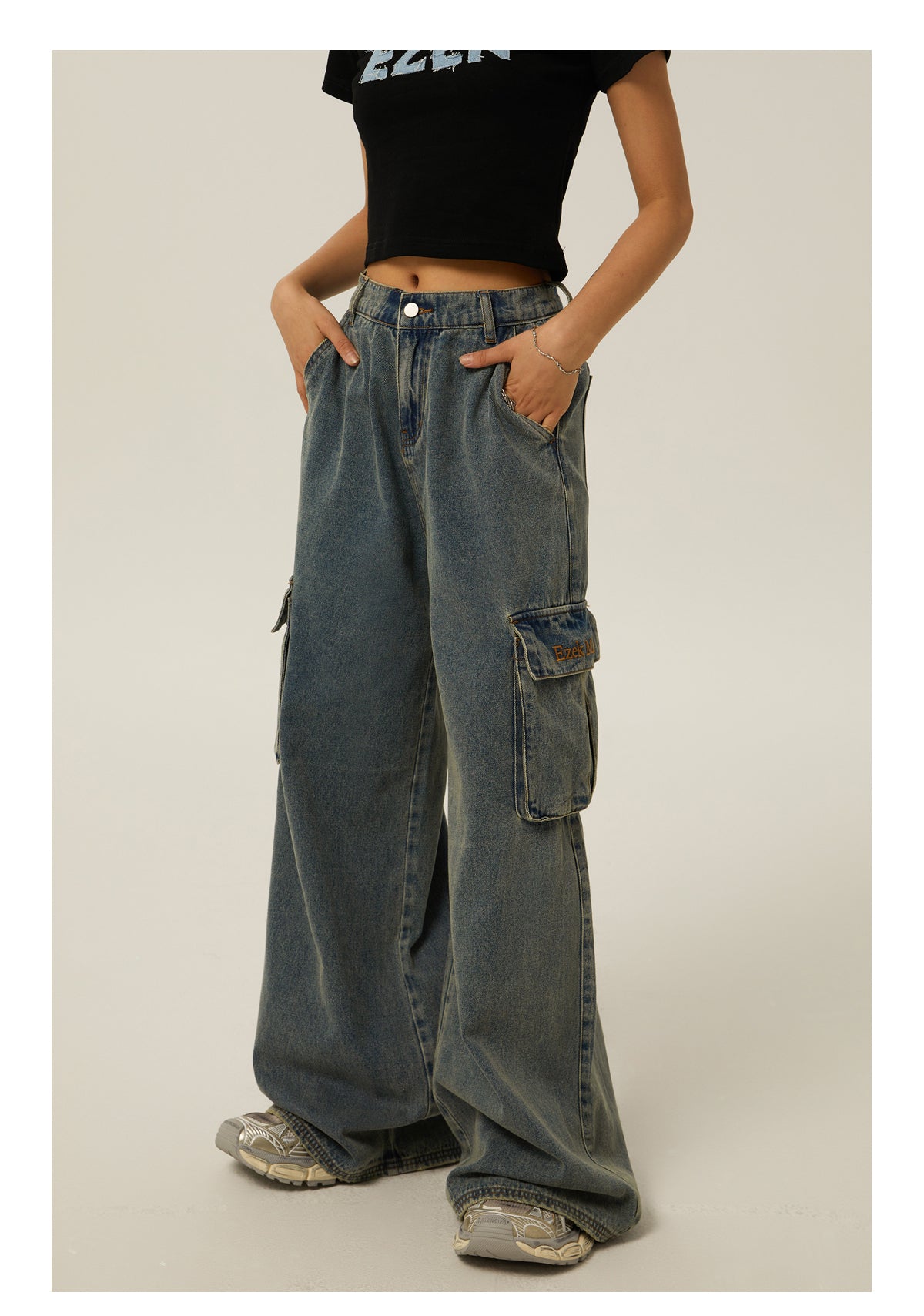 Wide Straight Multi Pocket Denim Pants P236