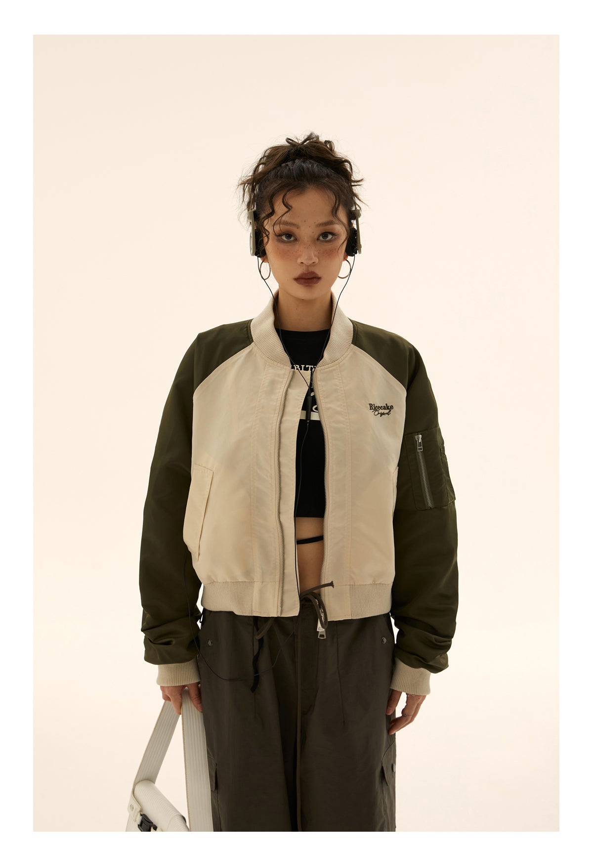 Contrast short bomber jacket P240