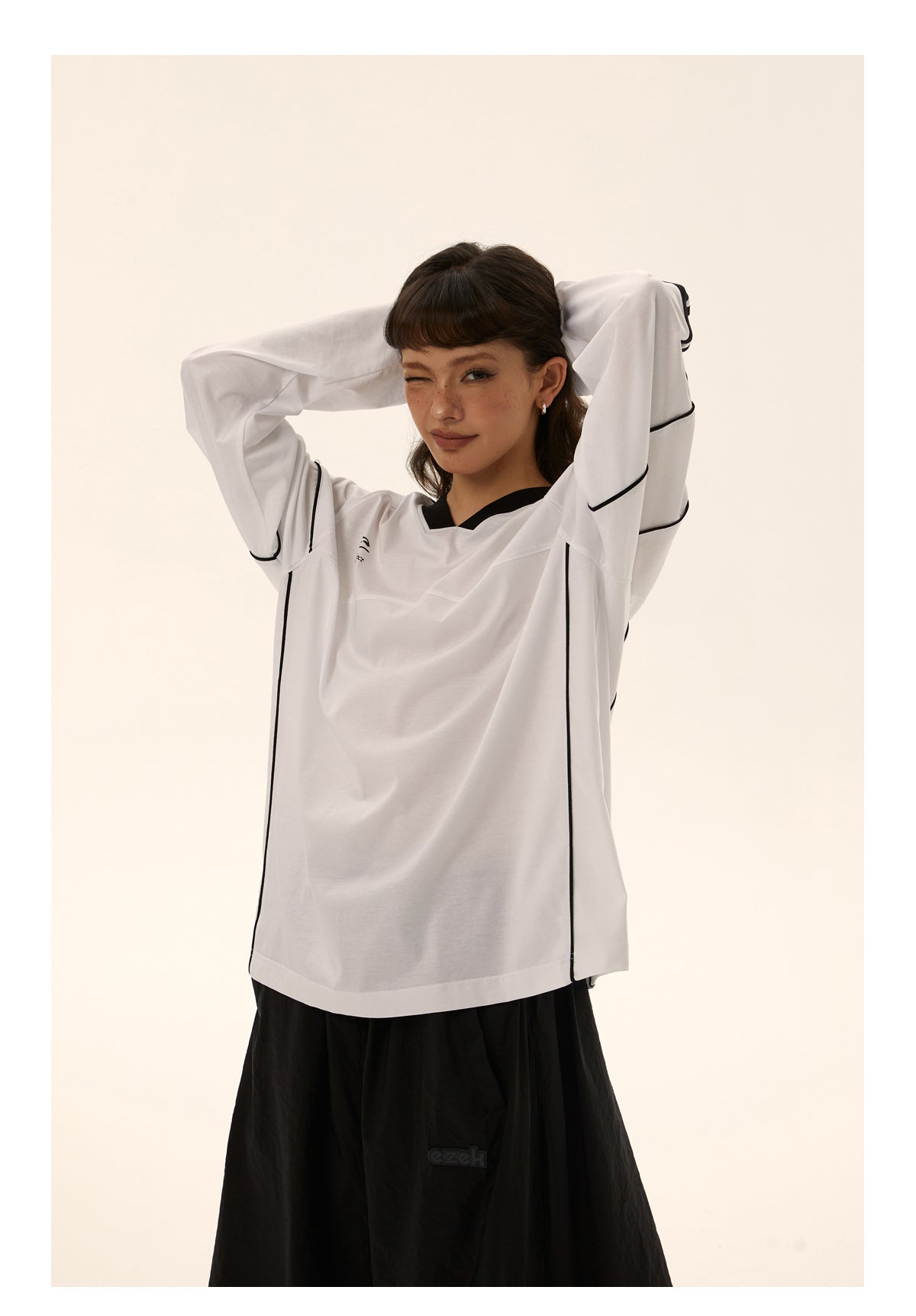 V-neck sports casual long sleeve T-shirt P231