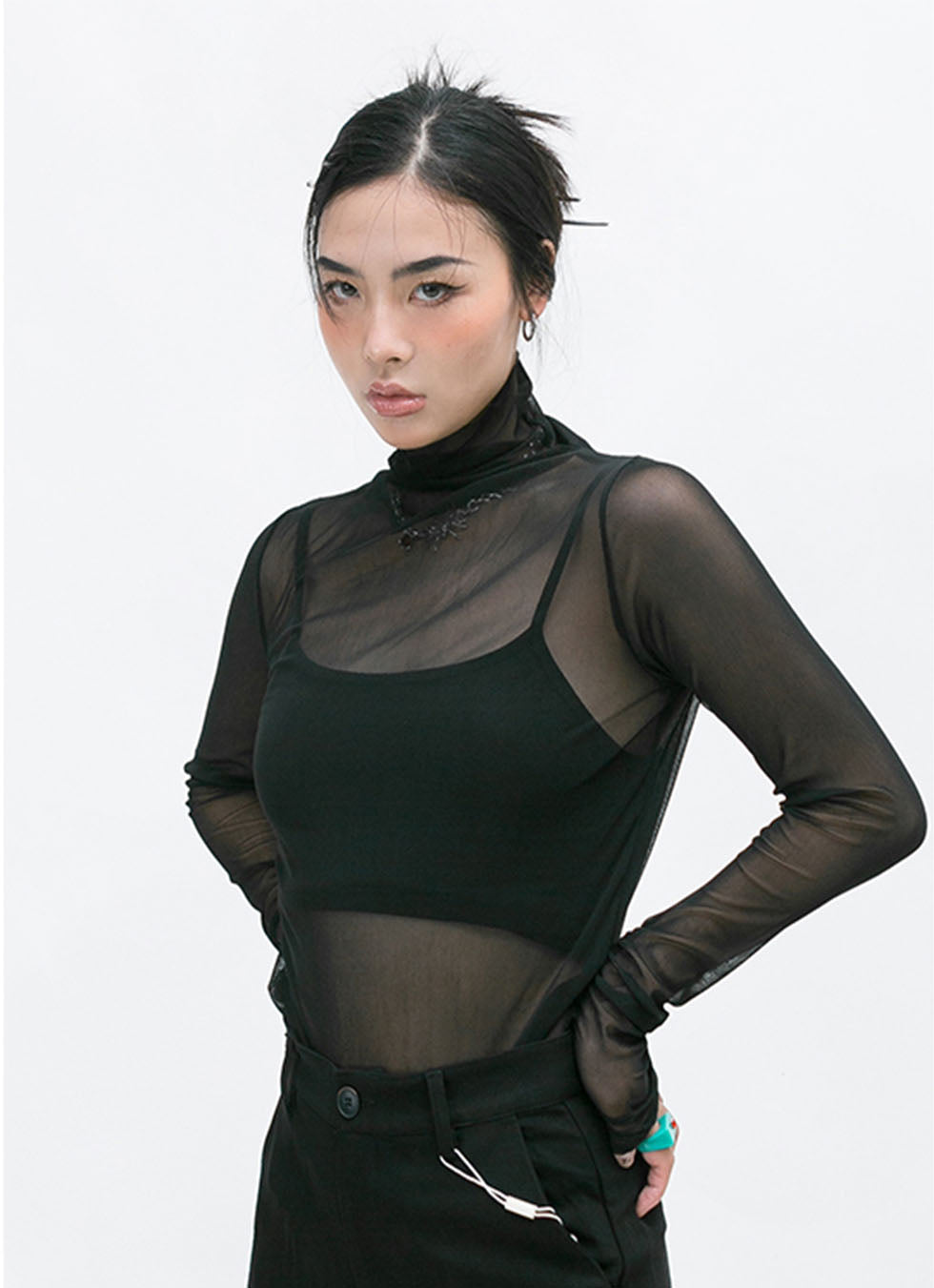 Slim pullover see-through shirt P703