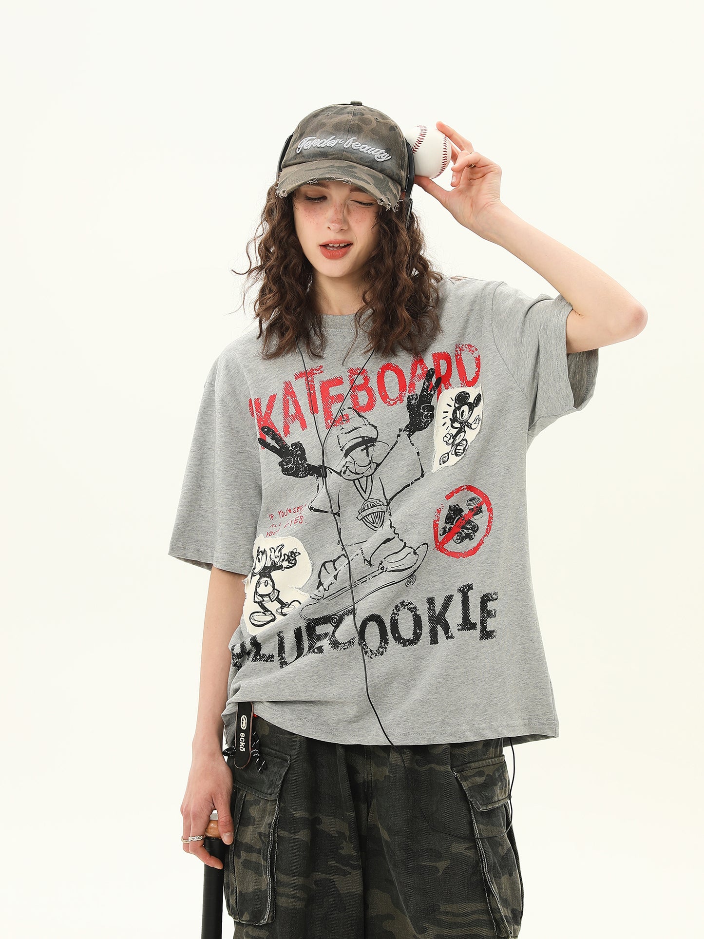 ストリート グラフィティプリント Tシャツ P2059