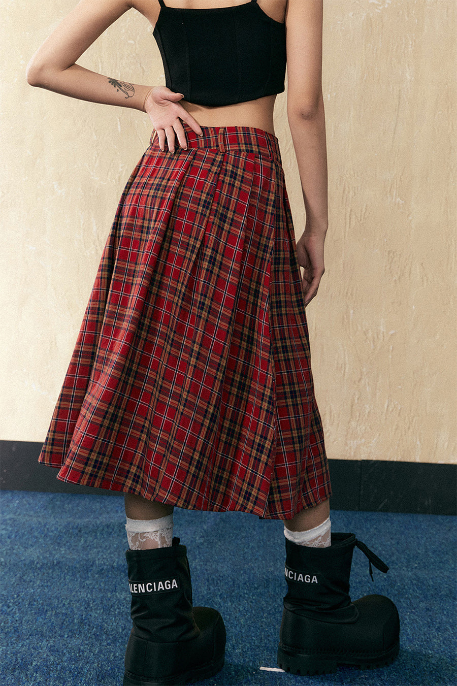 Mid-length check pattern A-line skirt P825