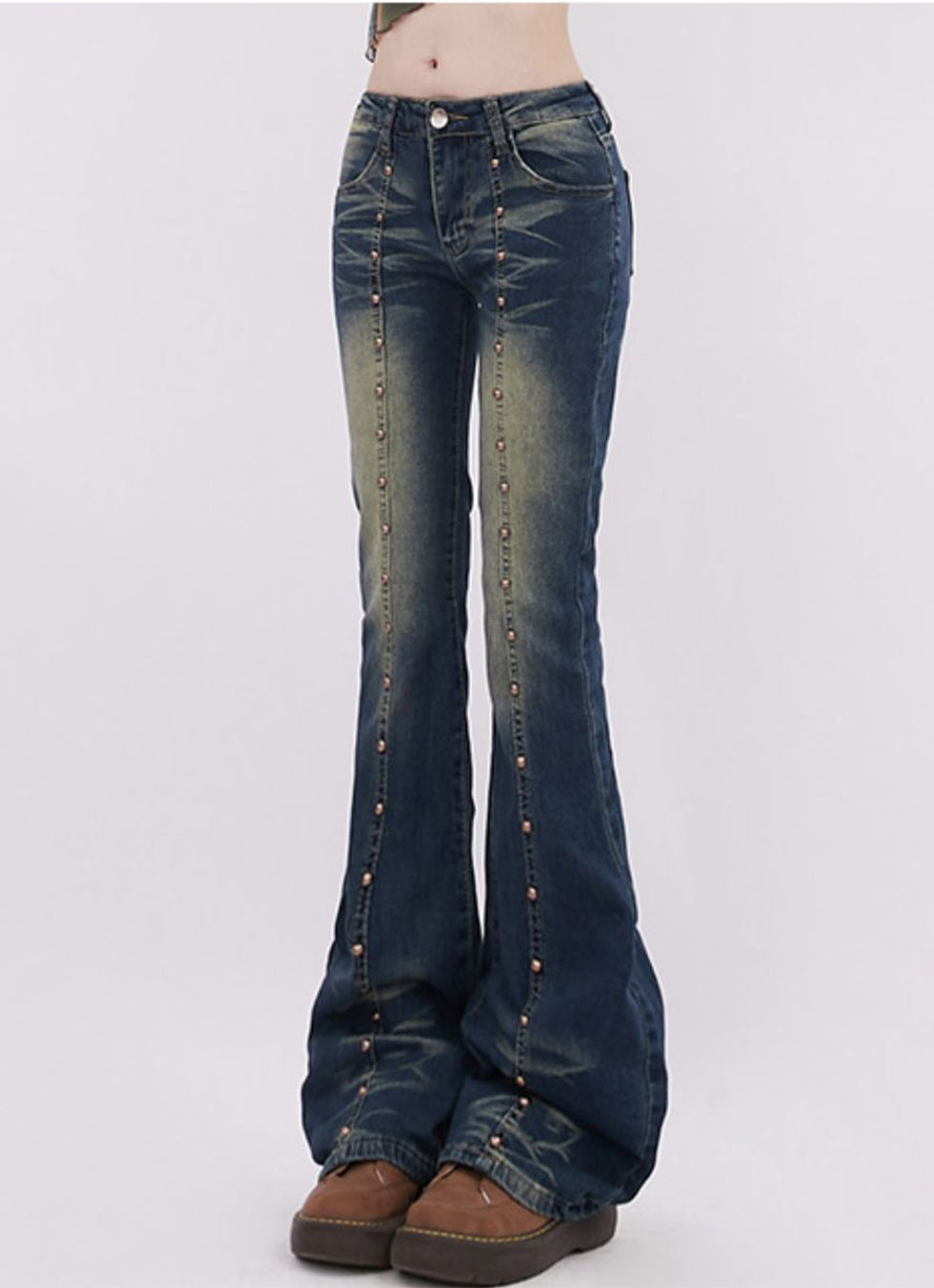 Rivet Stitch Micro Flare Jeans P974