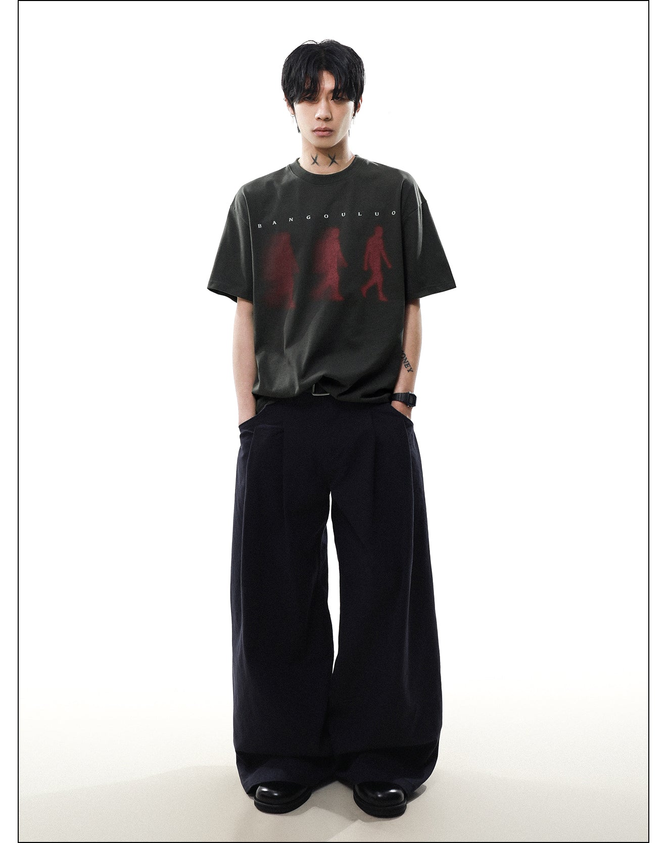 シルエットプリント Tシャツ P2080