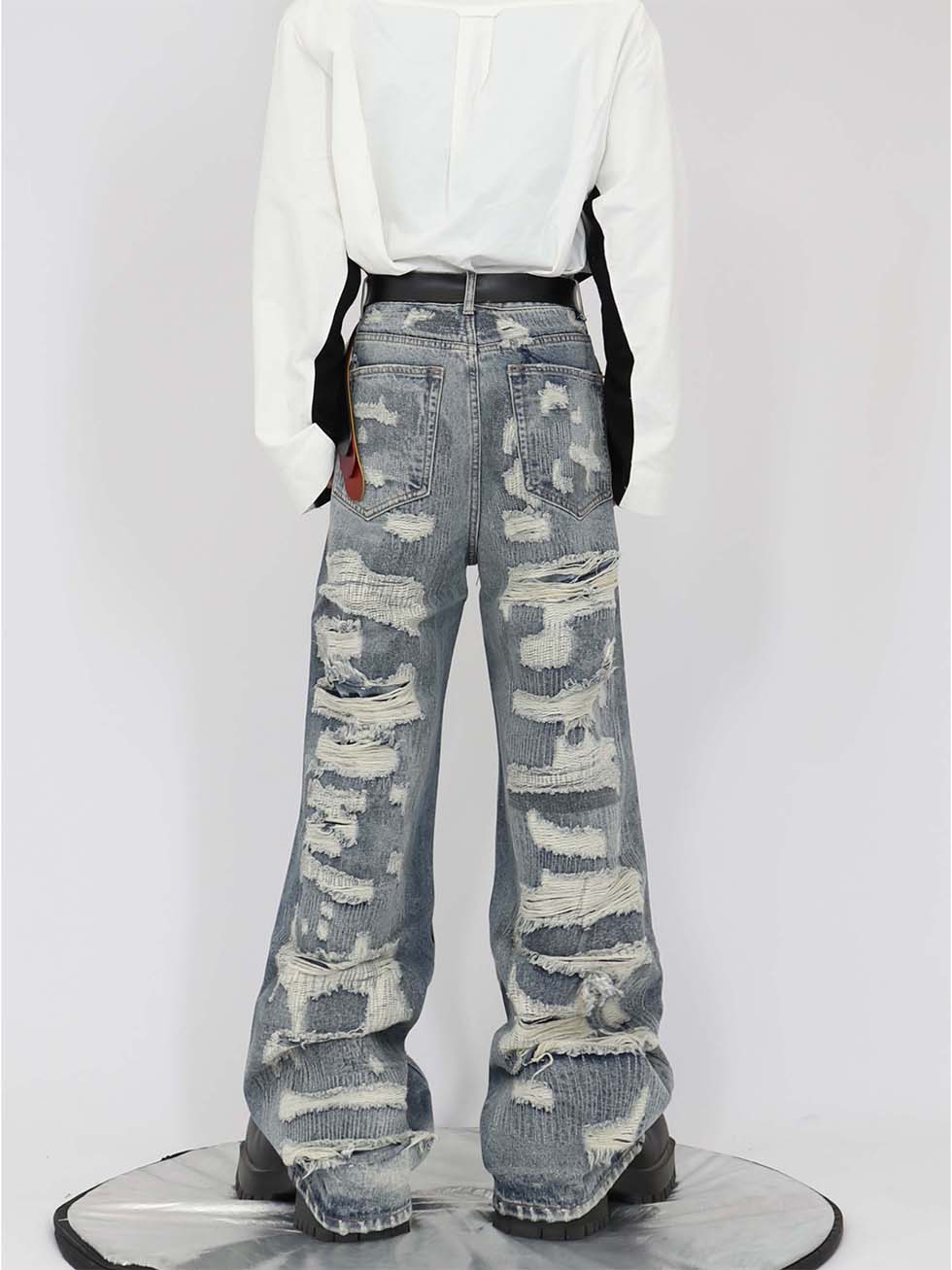 Distressed Destroy Design Jeans P1131