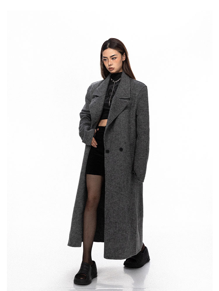 Broad shoulder cashmere long coat P741