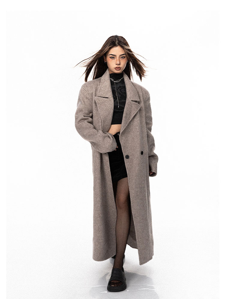 Broad shoulder cashmere long coat P741