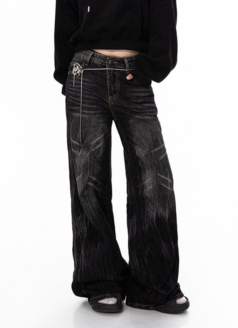 High waist straight distressed jeans P713