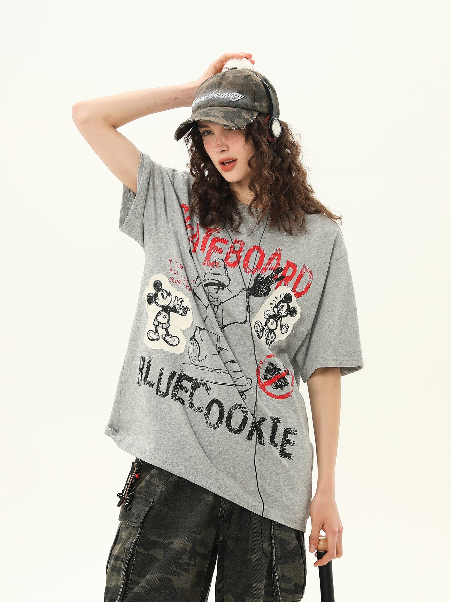 ストリート グラフィティプリント Tシャツ P2059