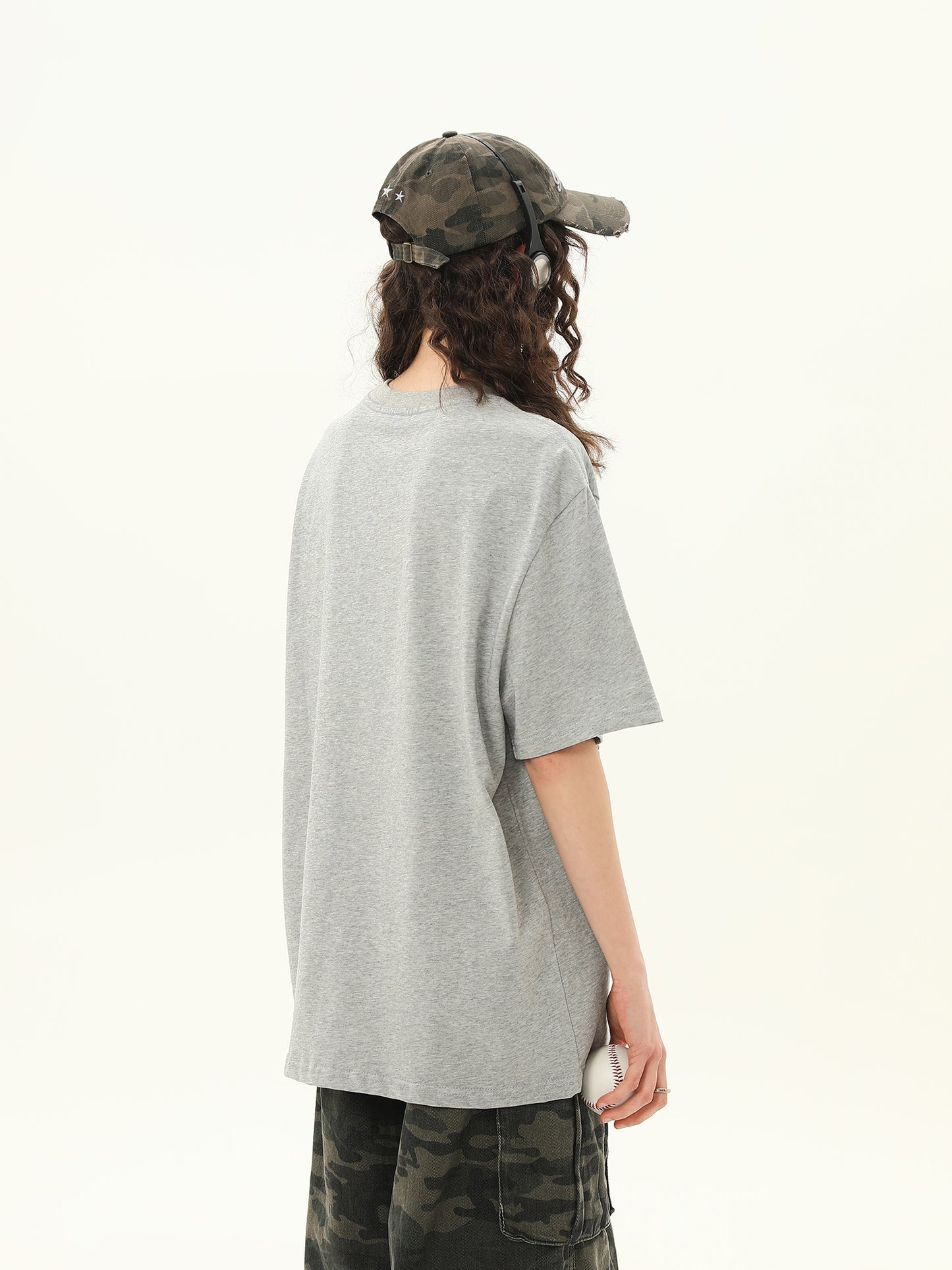 ストリート グラフィティプリント Tシャツ P2059