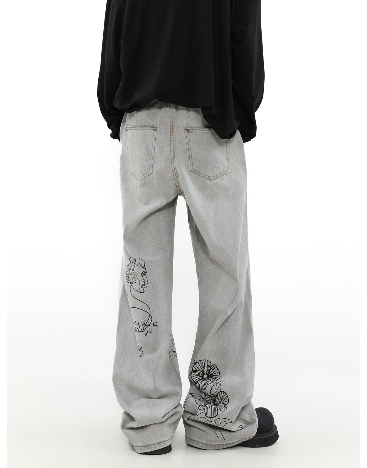 Graffiti Straight Jeans P869