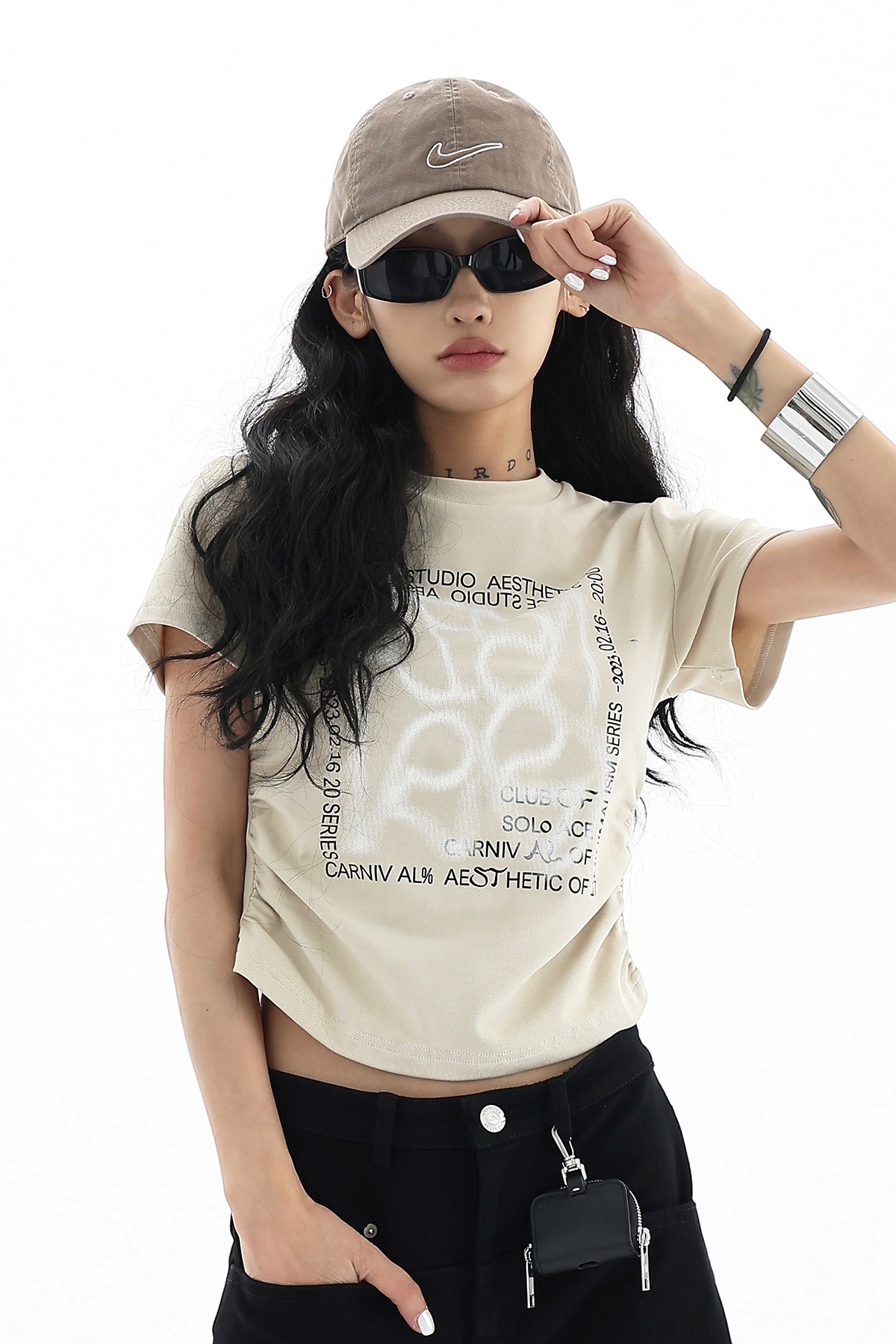 Cropped logo T-shirt P132