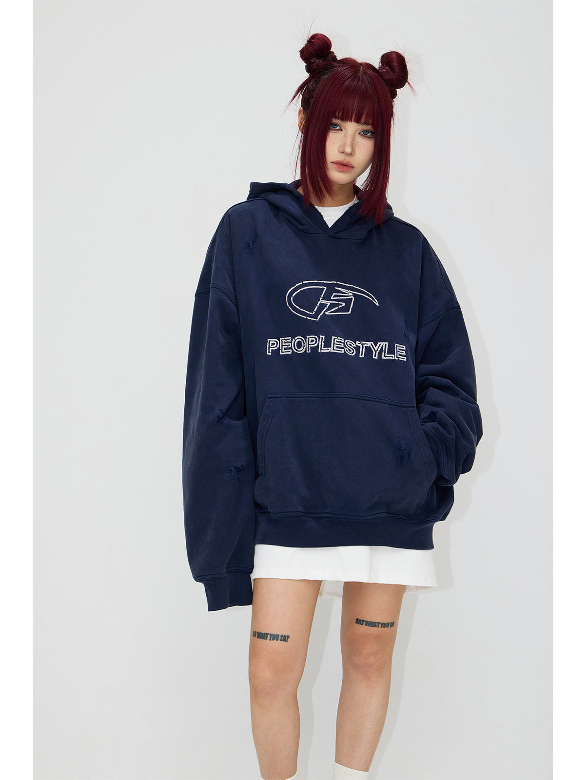 Loose fit retro damaged logo hoodie P525